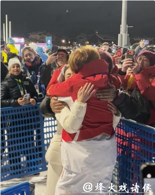 苏翊鸣我是父母最爱的孩子为中国队米兰冬奥首牌他们为何落泪？